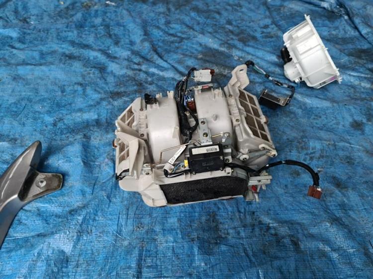 Мотор печки Хонда Легенд в Чайковском 206136